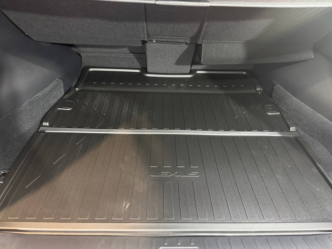 Килимок багажника гумовий, 4 місне авто LEXUS LX25+ (43683)