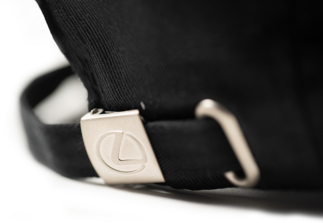 Кепка чорна LEXUS (30438)