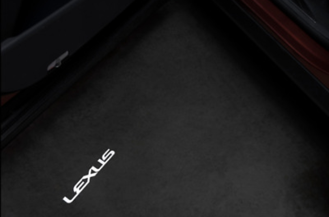 Плафони дверей з ілюмінацією "LEXUS" (комплект 2 шт.) (21074)