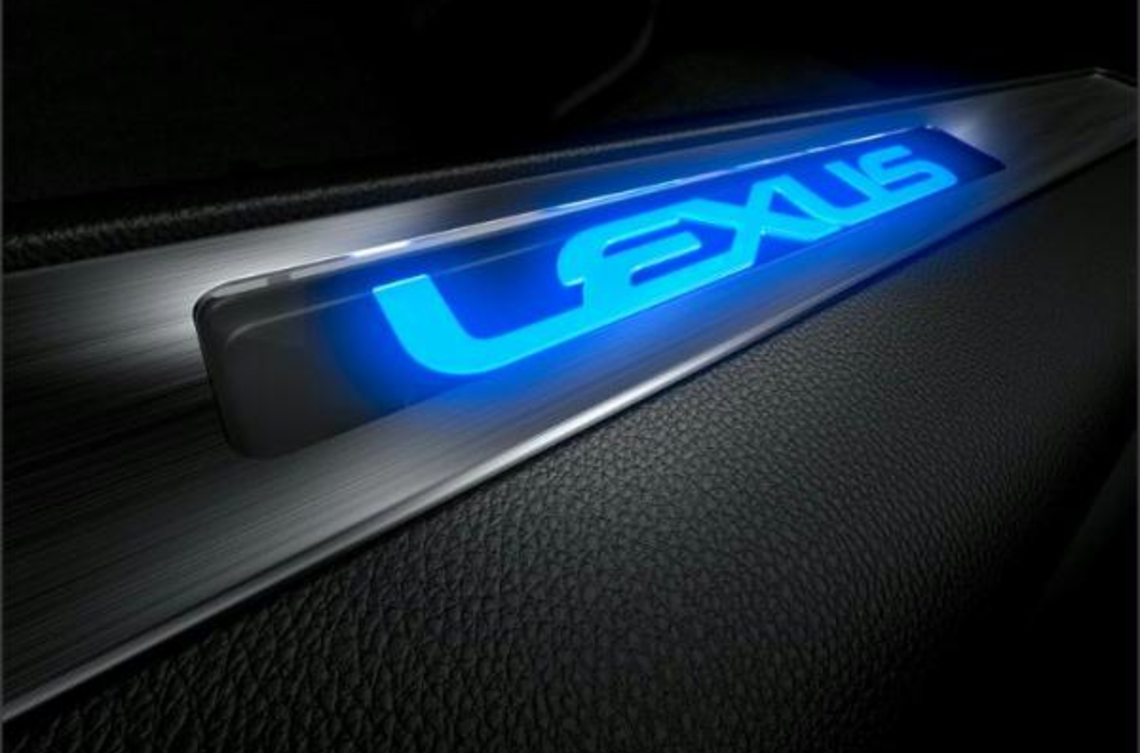 Накладки порогів з ілюмінацією, чорні Hybrid LEXUS RX15-22 (25754)