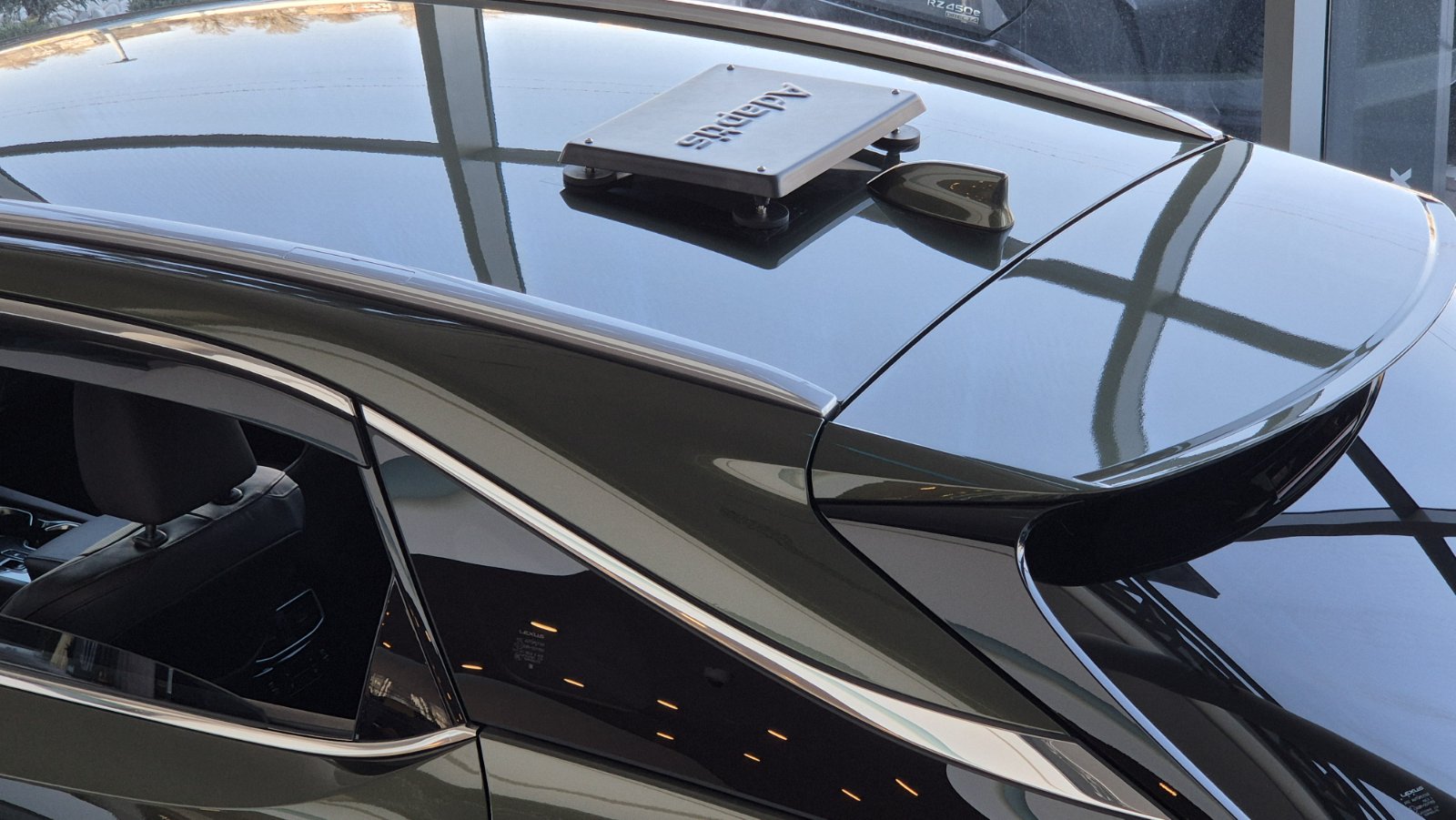 Комплект супутникового звʼязку STARLINK mini для LEXUS (39260)